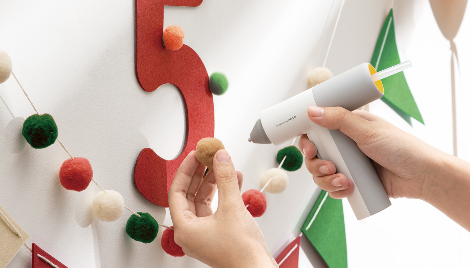 What You Can Create with the HOTO Glue Gun for Christmas