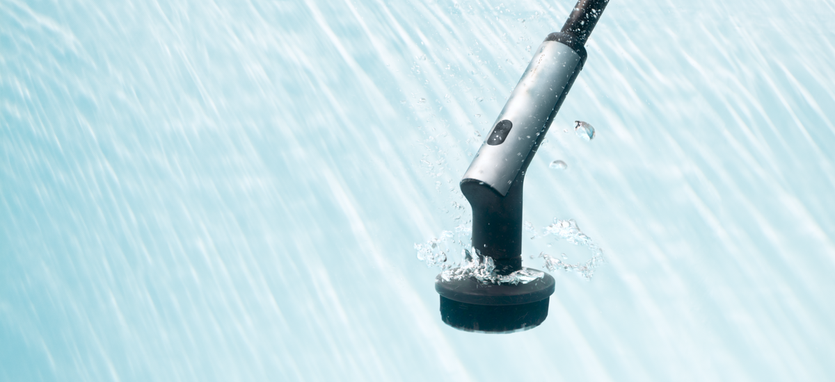 IPX7 FULL BODYWATERPROOF No fear of splashes or soaks.